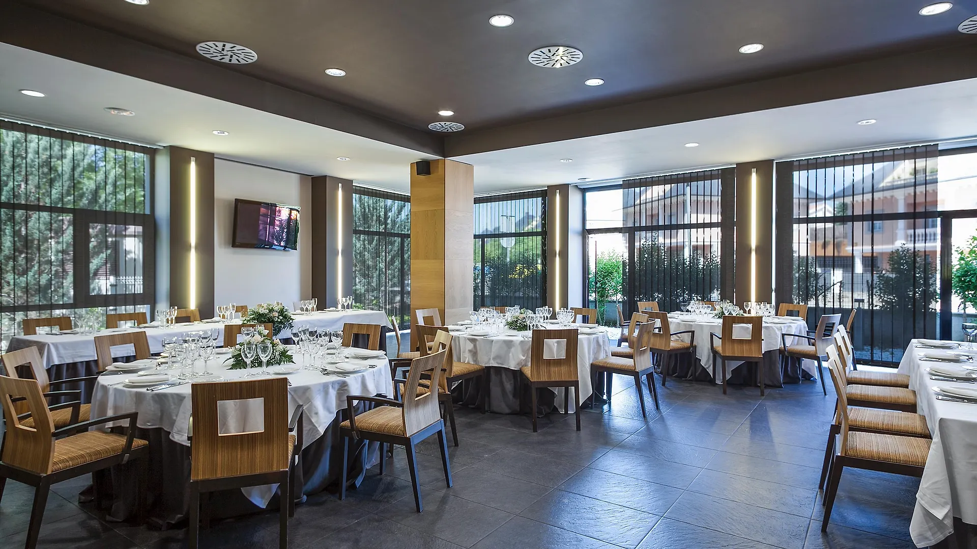 Aparthotel Attica 21 Valles Sabadell 3*,  Spain