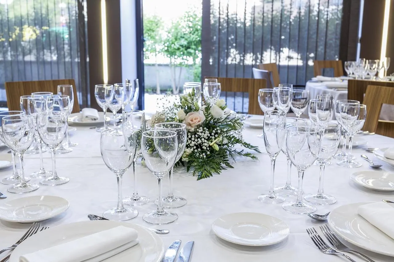 Aparthotel Attica 21 Valles Sabadell Hotel