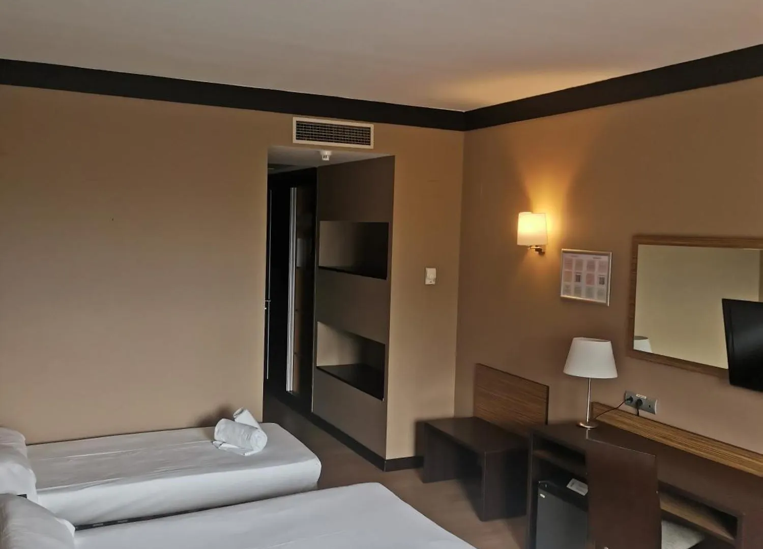 *** Hotel Aparthotel Attica 21 Valles Sabadell Spain